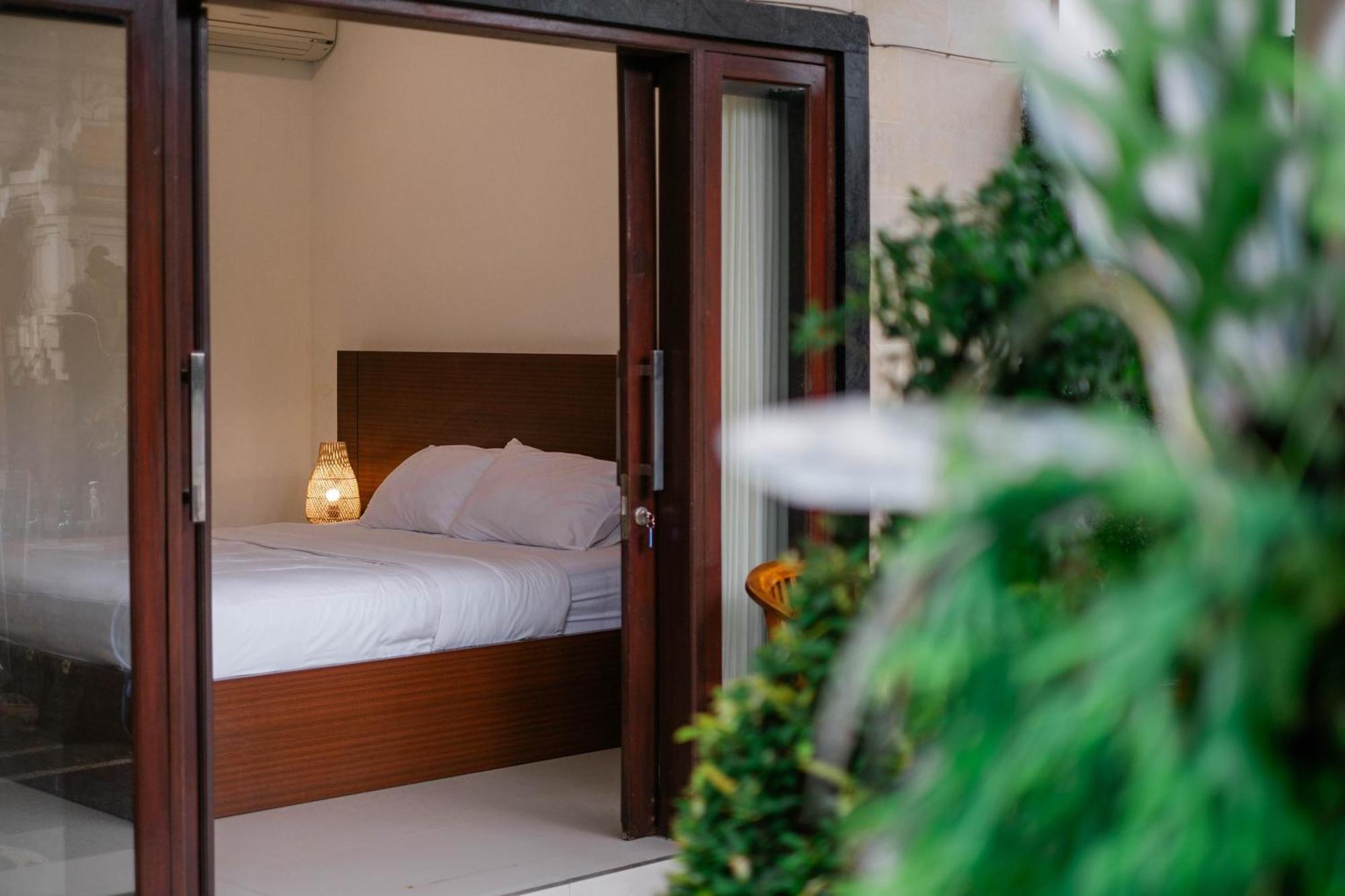 Puri Kasih Home Stay Sanur  Exterior photo