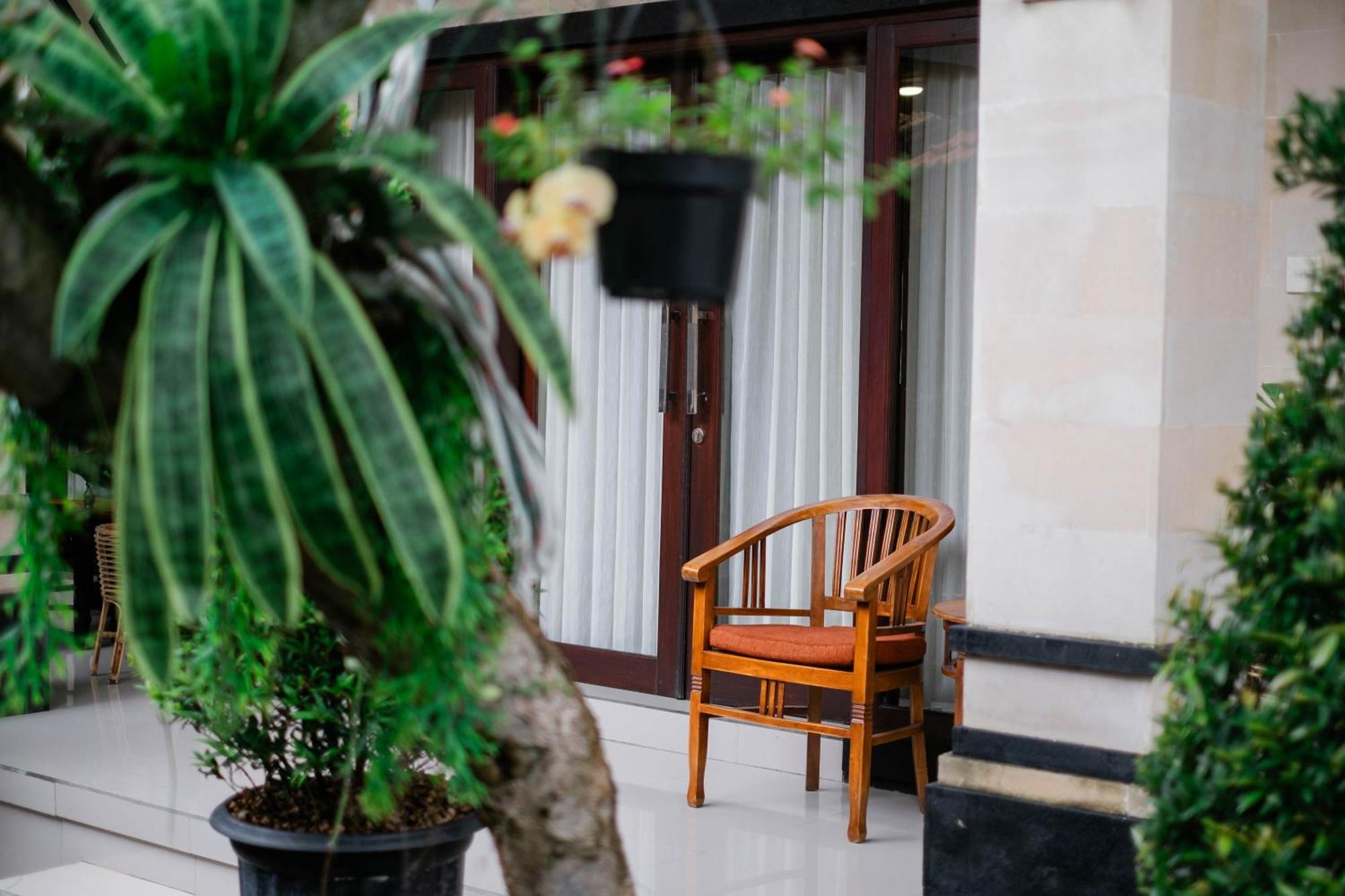 Puri Kasih Home Stay Sanur  Exterior photo